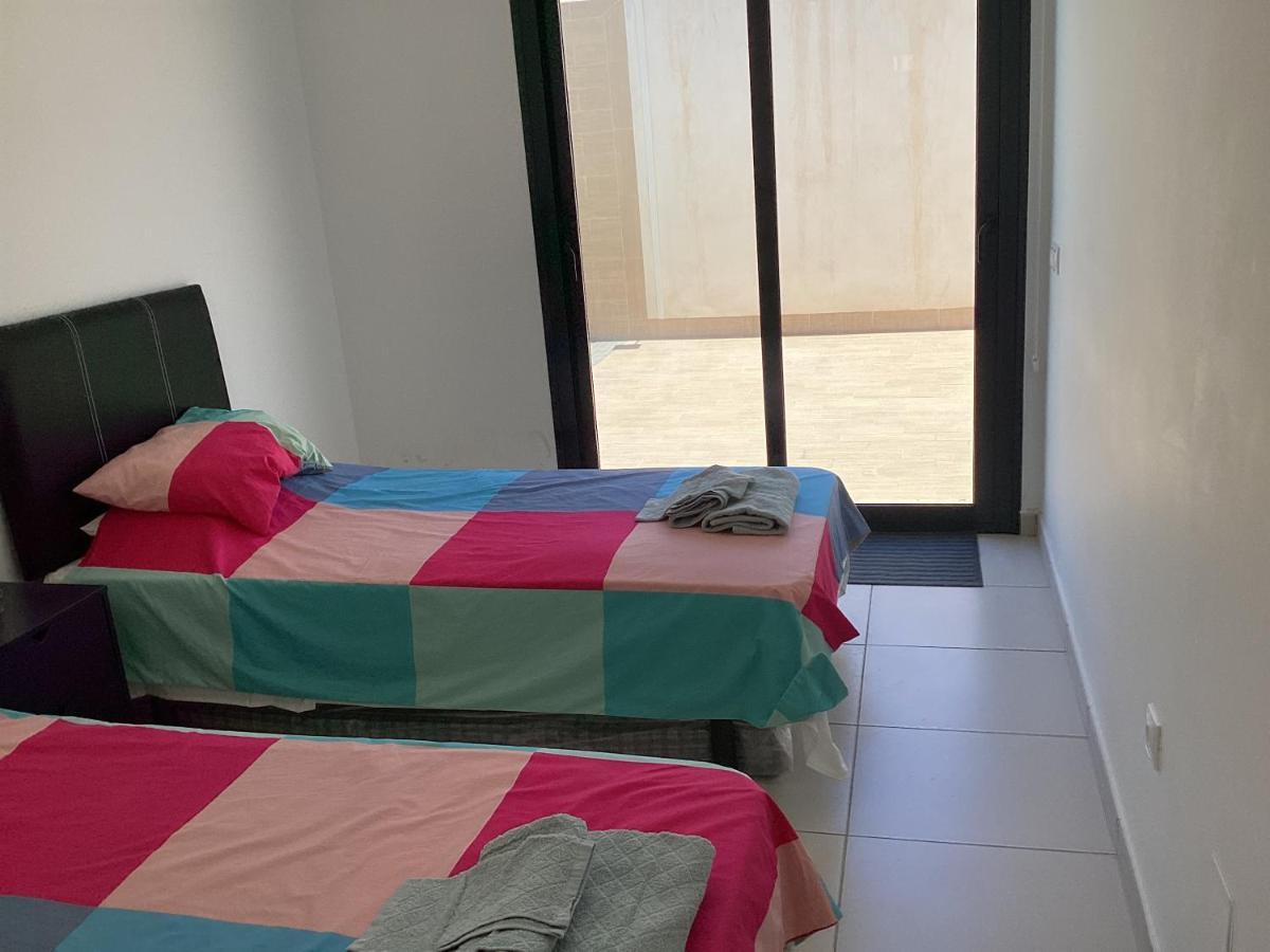 Housesleeps6-Pool-Beach-Garden-Solarium-Petok โอริอุเอลา ภายนอก รูปภาพ